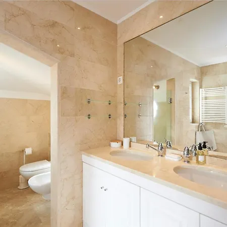 Villa Noble Golf And Pool By The Sea